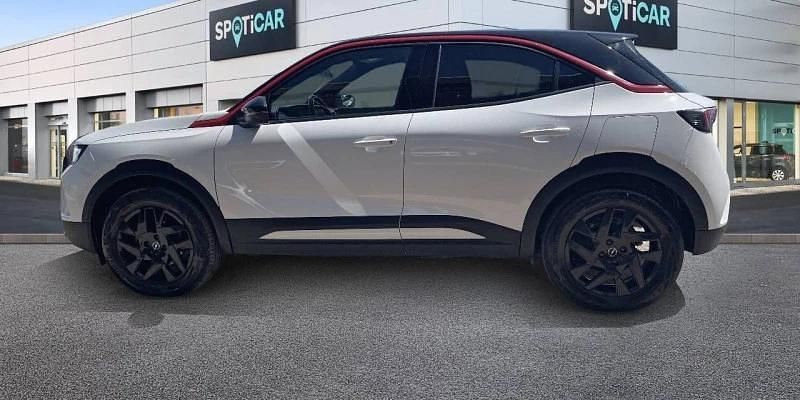 Usado Opel Mokka GS Line 131 CV (96 kW) 2022 Blanco SUV