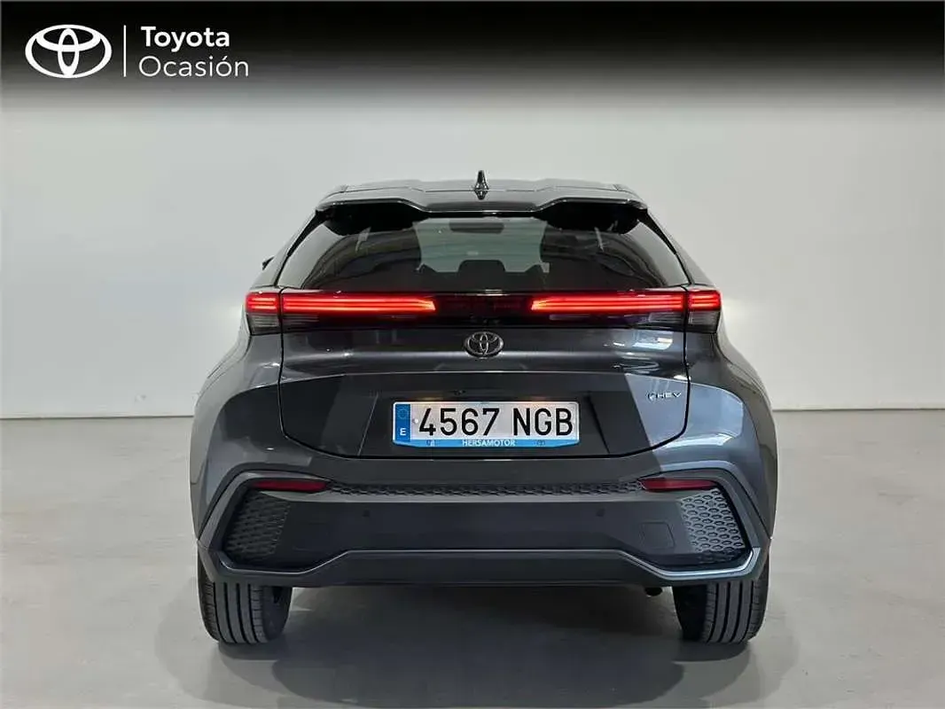Usado Toyota Auris Advance 136 CV (100 kW) 2025 Utilitario