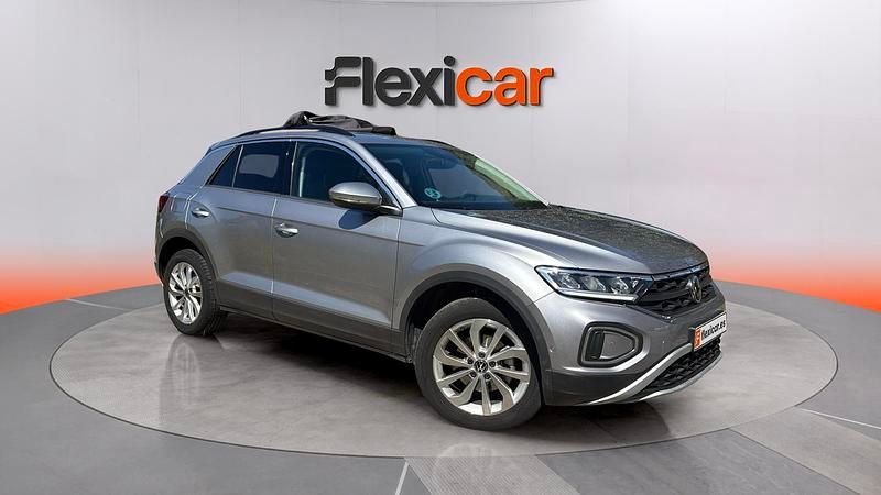 Usado VW T-Roc Advance 150 CV (110 kW) 2022 Beige SUV
