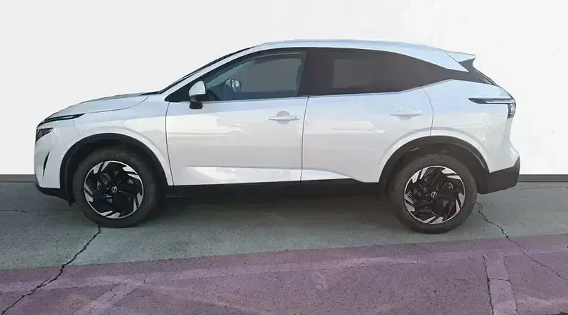 Usado Nissan Qashqai N-Connecta 140 CV (102 kW) 2024 Sapphire blue (metalizada) SUV