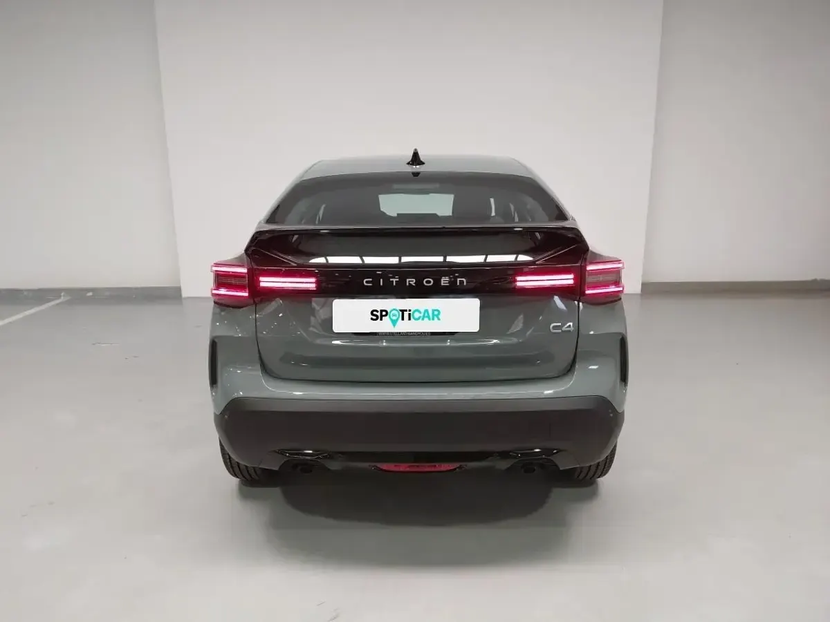 Usado Citroën C4 Business Class 145 CV (106 kW) 2026 Negro SUV