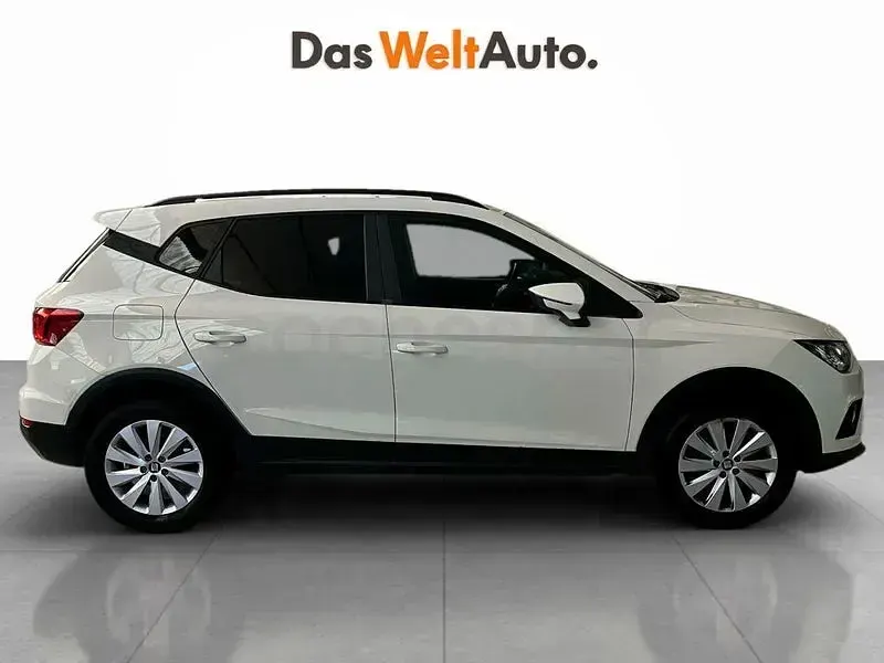 Usado Seat Arona Ecomotive 115 CV (84 kW) 2019 Blanco SUV