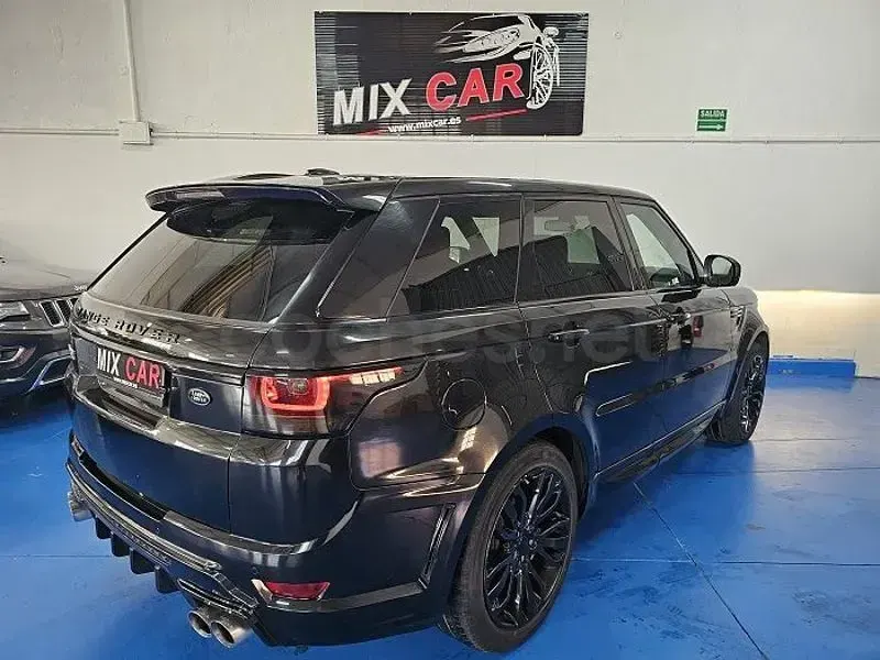 Usado Land Rover Range Rover HSE Dynamic 510 CV (375 kW) 2015 Negro SUV