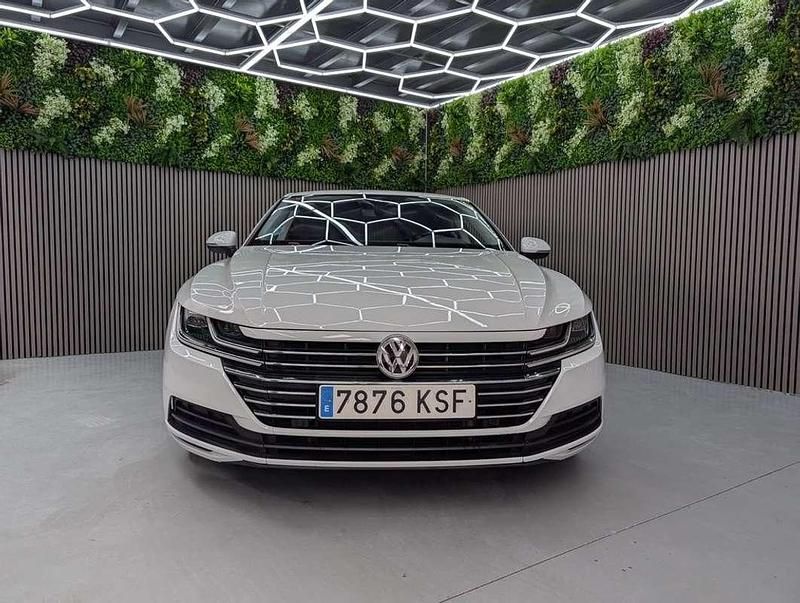 Usado VW Arteon 150 CV (110 kW) 2019 Blanco Utilitario