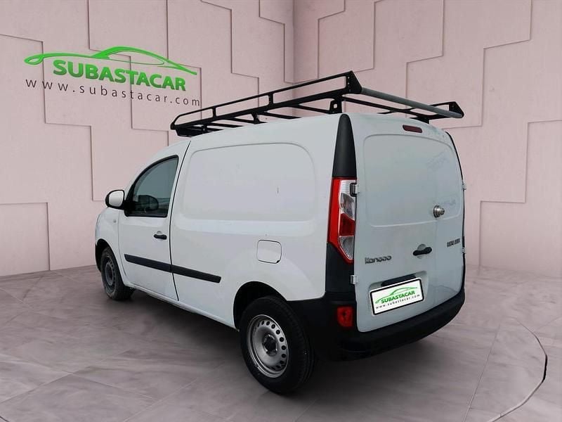Usado Renault Kangoo 80 CV (58 kW) 2021 Blanco Monovolumen
