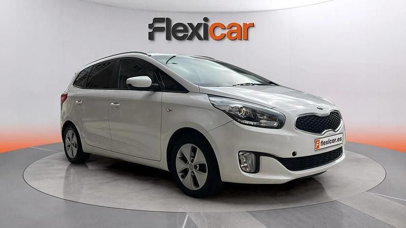 Usado Kia Carens 136 CV (100 kW) 2015 Blanco Monovolumen