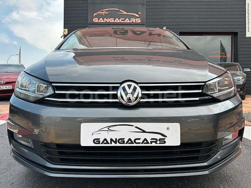Usado VW Touran Advance 150 CV (110 kW) 2016 Gris / plata Monovolumen