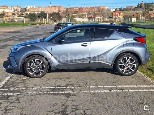 Usado Toyota C-HR Advance 184 CV (135 kW) 2020 Gris / plata SUV