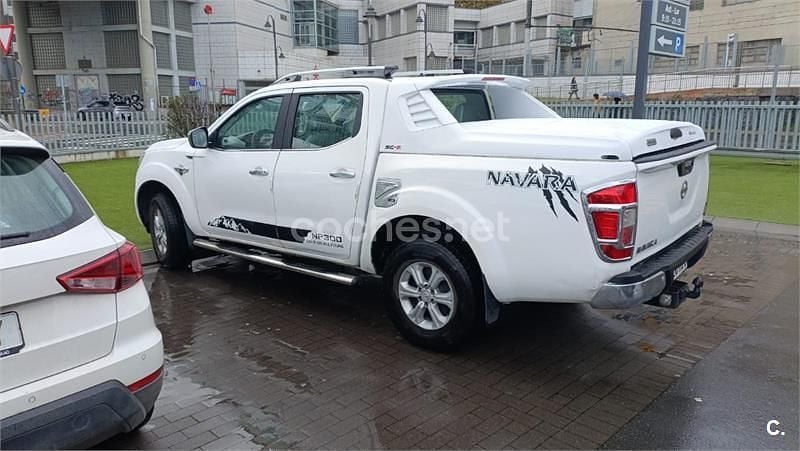 Blanco Usado 2017 Nissan Navara Recogida | 20.000 € (Precio justo) - Imagen 1/4