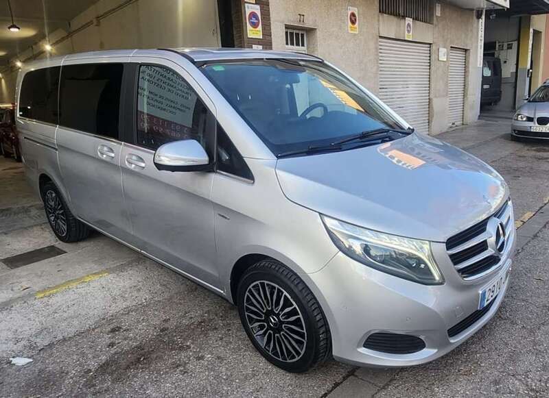 Plateado Usado 2016 Mercedes V250 Avantgarde Monovolumen | 44.990 € (Caro) - Imagen 1/4
