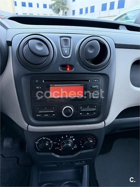 Usado Dacia Dokker Stepway 90 CV (66 kW) 2016 Blanco Monovolumen