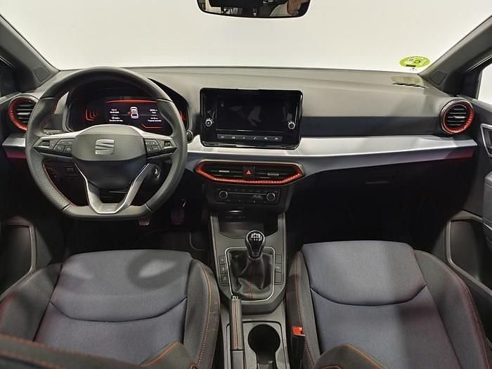 Usado Seat Ibiza FR 115 CV (84 kW) 2024 Azul Utilitario