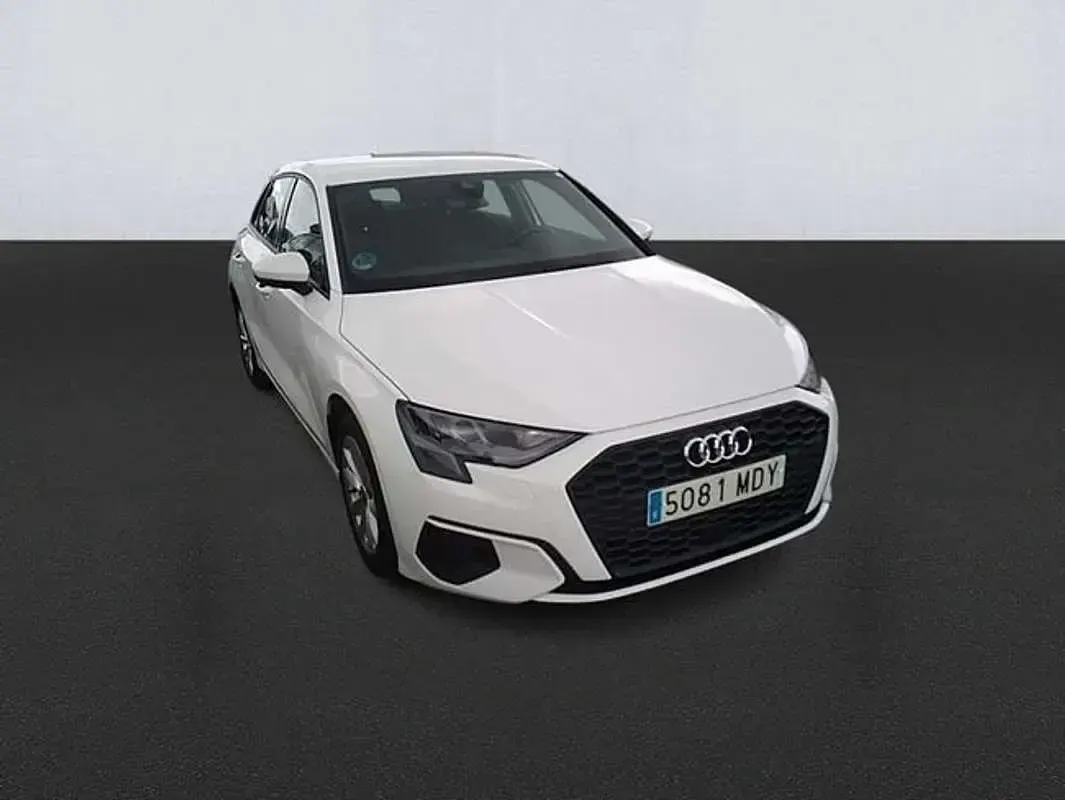 Usado Audi A3 Sportback 110 CV (80 kW) 2023 Blanco Utilitario