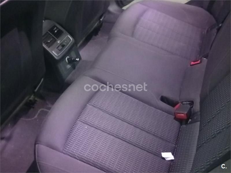 Usado Audi A4 Design 150 CV (110 kW) 2018 Gris / plata Berlina