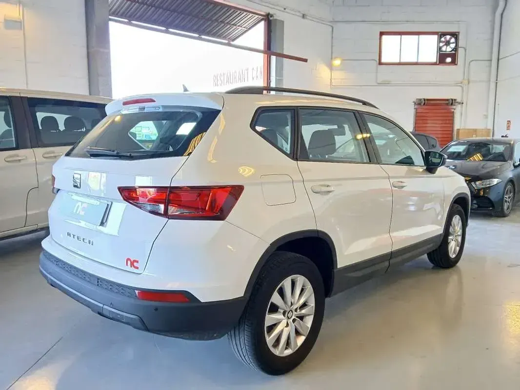Usado Seat Ateca Ecomotive 116 CV (85 kW) 2020 Blanco SUV