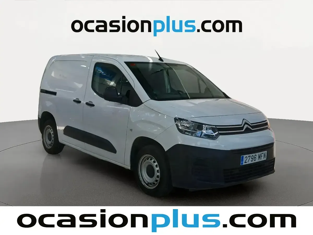 Käytetty Citroën Berlingo PureTech 110 HP (80 kW) 2023 Valkoinen Tila-auto