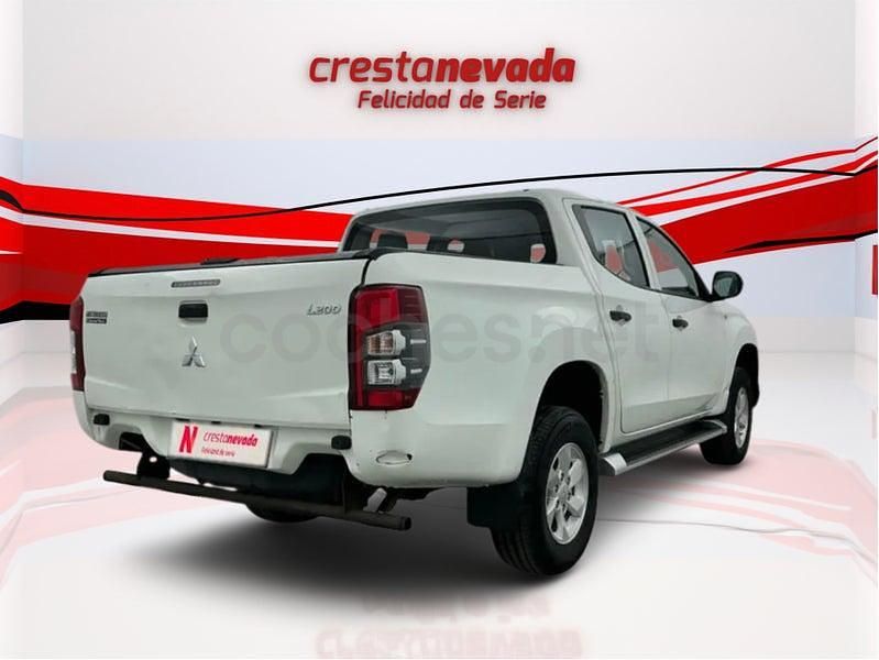 Usado Mitsubishi L200 150 CV (110 kW) 2021 Blanco Pickup/Camioneta