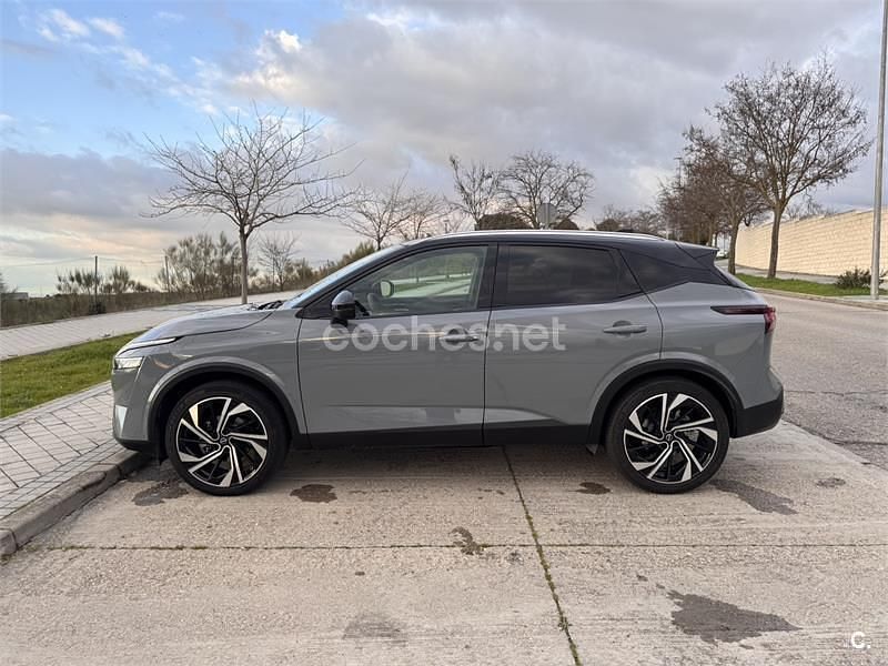 Usado Nissan Qashqai Tekna 158 CV (116 kW) 2023 Gris / plata SUV