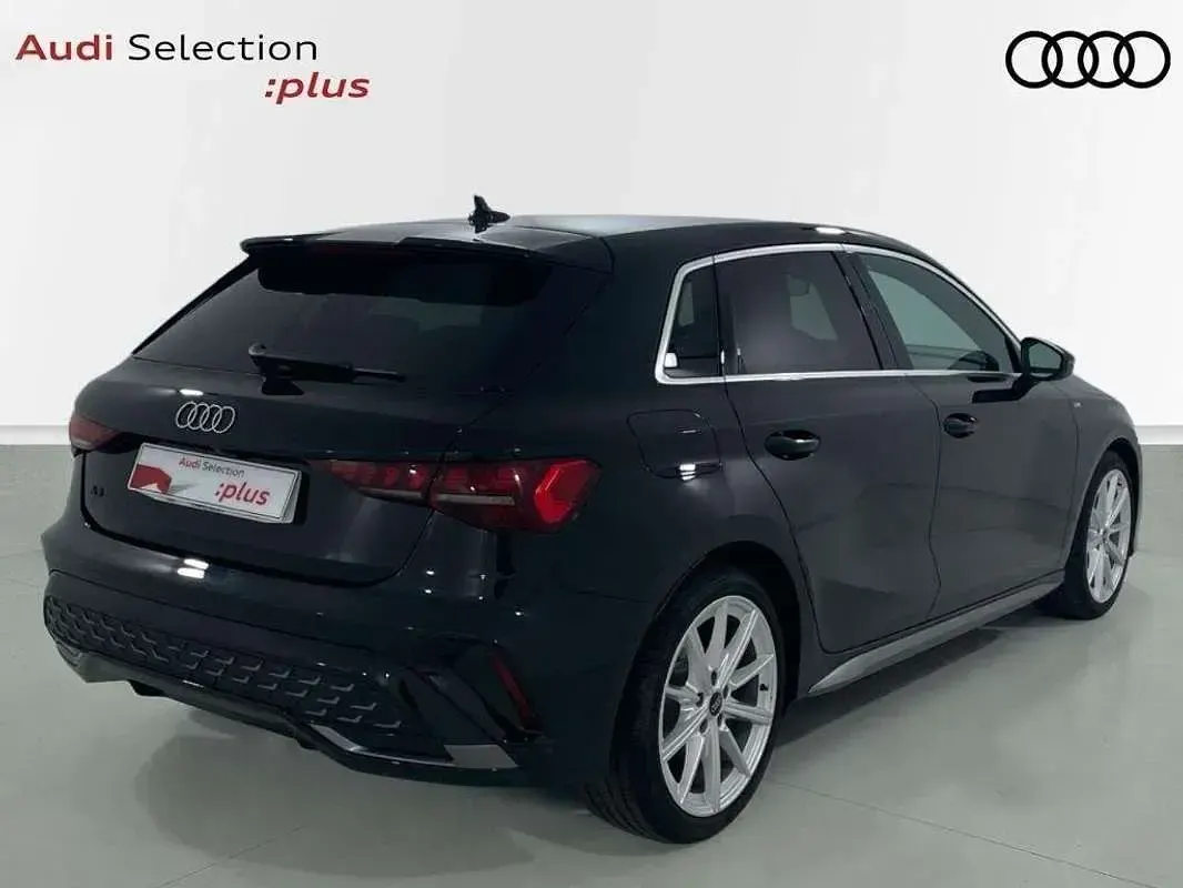 Usado Audi A3 Sportback S-Line 150 CV (110 kW) 2025 Negro Utilitario