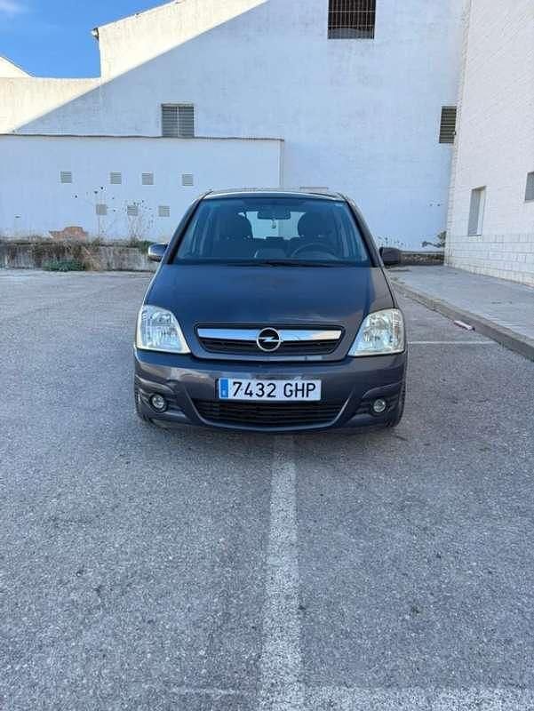 Usado Opel Meriva Cosmo 99 CV (72 kW) 2009 Negro Monovolumen