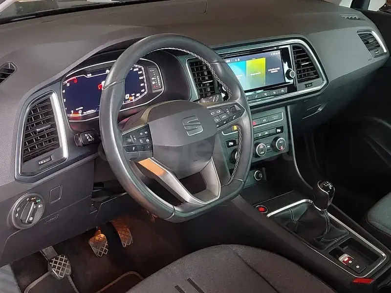 Usado Seat Ateca Style 115 CV (84 kW) 2023 Negro SUV