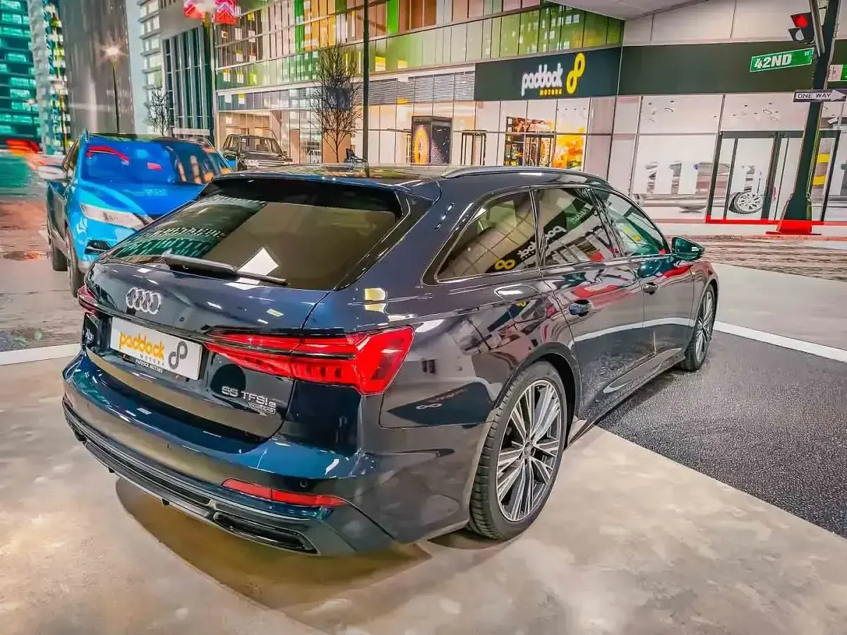 Usado Audi A6 367 CV (269 kW) 2022 Azul Familiar