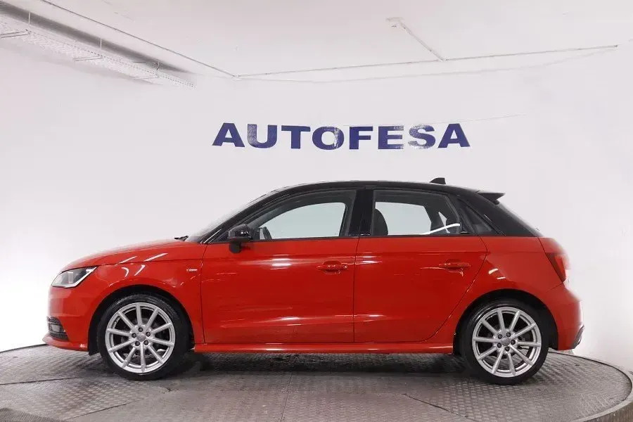 Usado Audi A1 S-Line 90 CV (66 kW) 2018 Rojo/negro