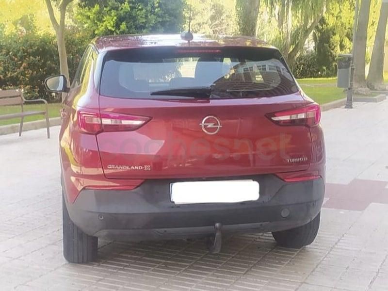 Usado Opel Grandland X Selective 120 CV (88 kW) 2018 Granate SUV