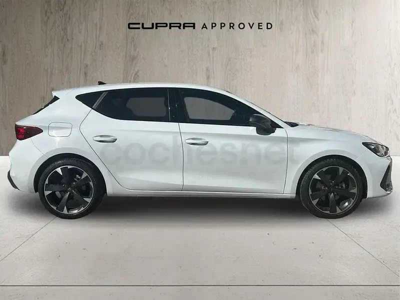 Usado Cupra Leon 150 CV (110 kW) 2024 Blanco Berlina
