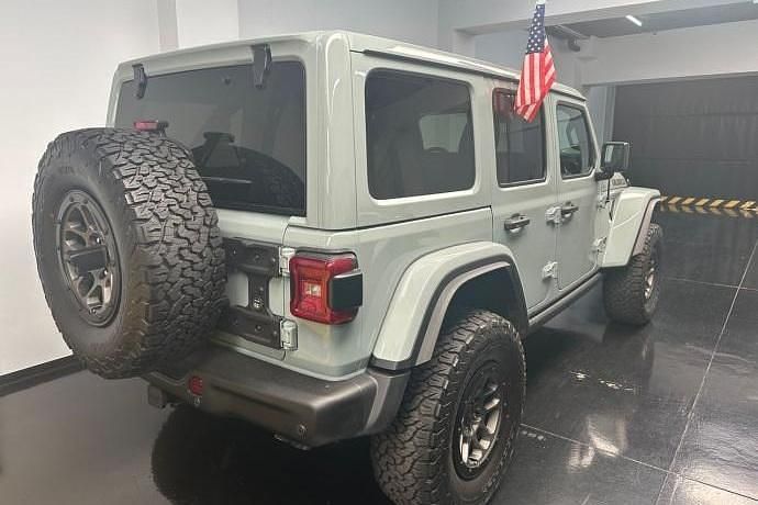Usado Jeep Wrangler Rubicon 476 CV (350 kW) 2023 Gris SUV