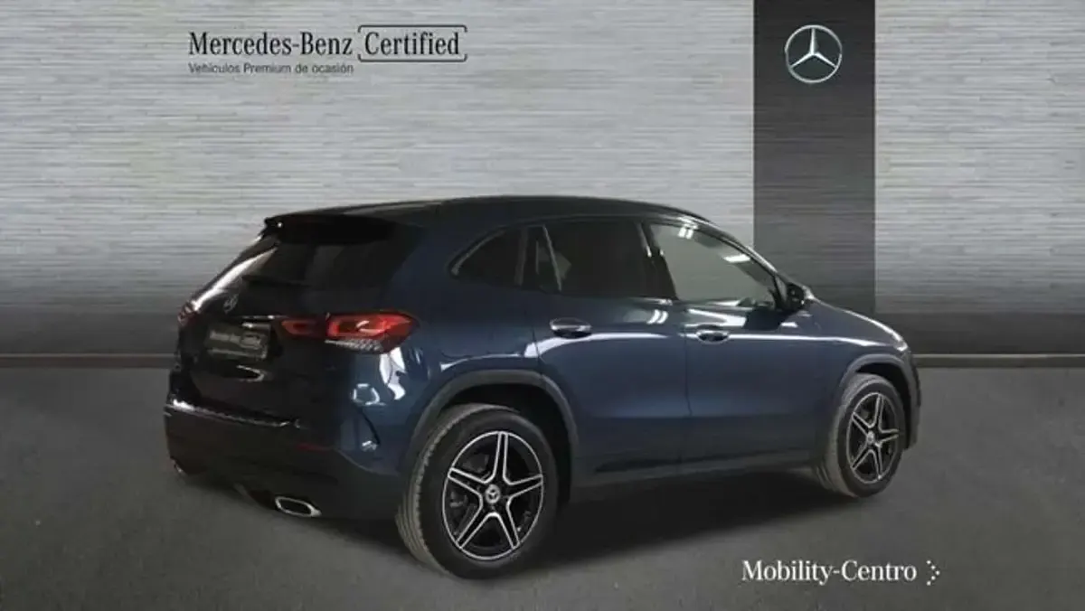 Usado Mercedes GLA250 218 CV (160 kW) 2020 Azul SUV