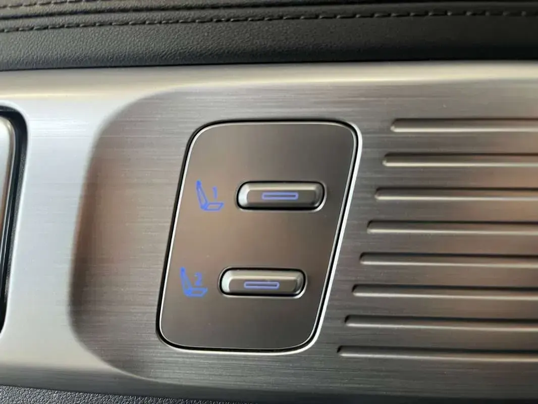 Usado Hyundai Santa Fe Style 238 CV (175 kW) 2025 Gris SUV