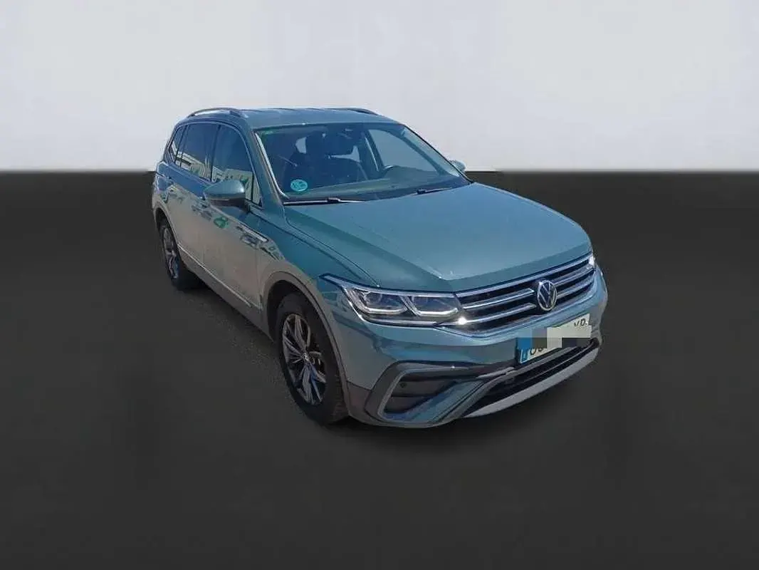 Usado VW Tiguan Allspace Life 150 CV (110 kW) 2022 Azul SUV