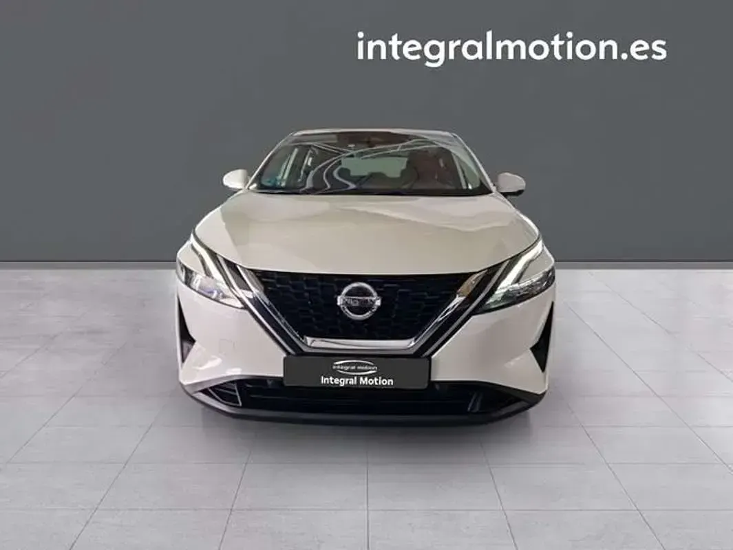 Usado Nissan Qashqai Acenta 158 CV (116 kW) 2021 Blanco SUV