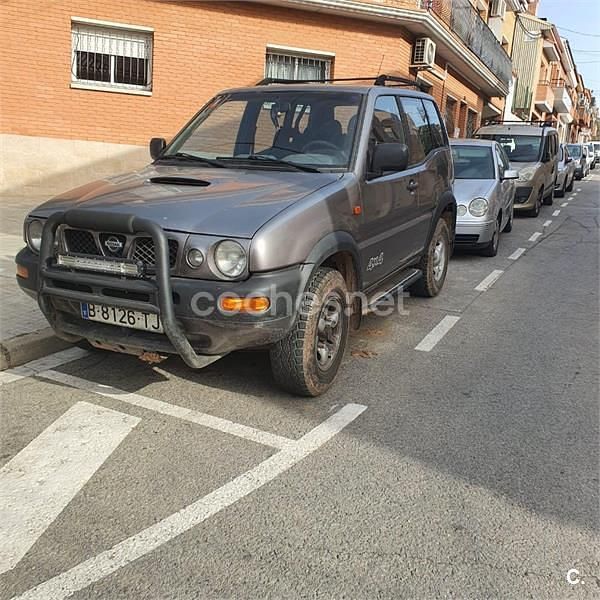 Beige Usado 1997 Nissan Terrano SUV | 8100 € (Buen precio) - Imagen 1/4