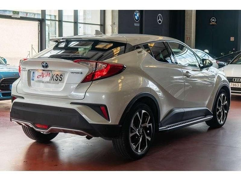 Usado Toyota C-HR Advance 122 CV (89 kW) 2019 Blanco SUV