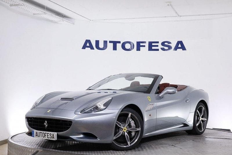 Gris Usado 2015 Ferrari California Coupe | 117.500 € - Imagen 1/4