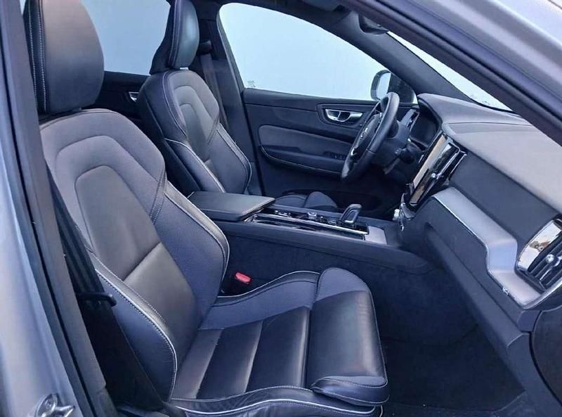 Usado Volvo XC60 Ultimate 351 CV (258 kW) 2022 Gris SUV