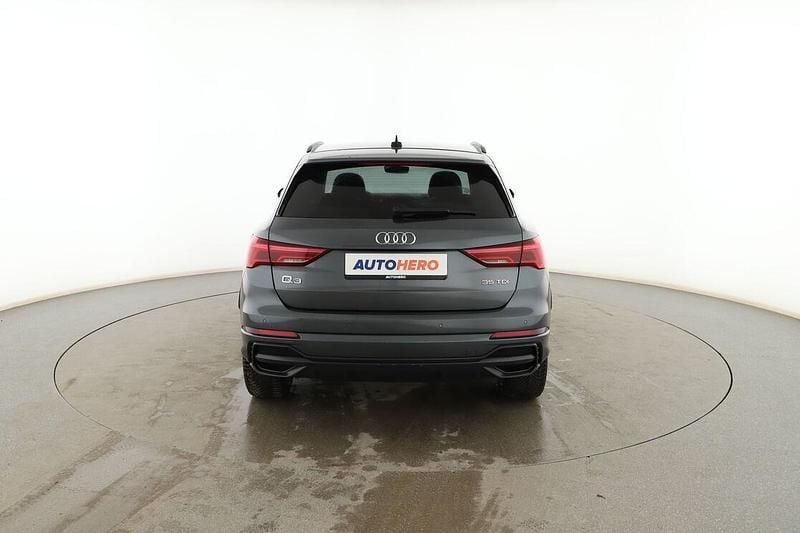 Usado Audi Q3 Sport 150 HP (110 kW) 2021 Cinzento SUV