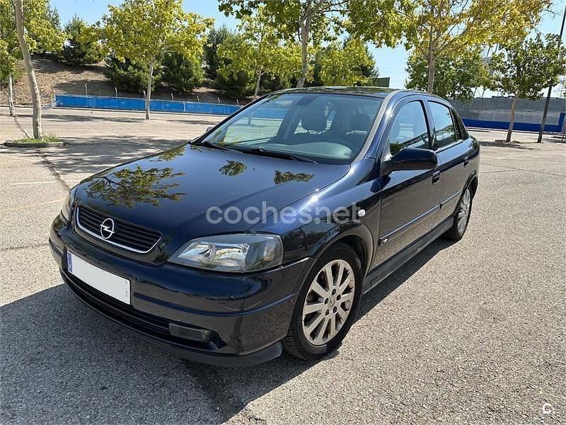 Azul Usado 2003 Opel Astra Edition Familiar | 3299 € (Un poco caro) - Imagen 1/4