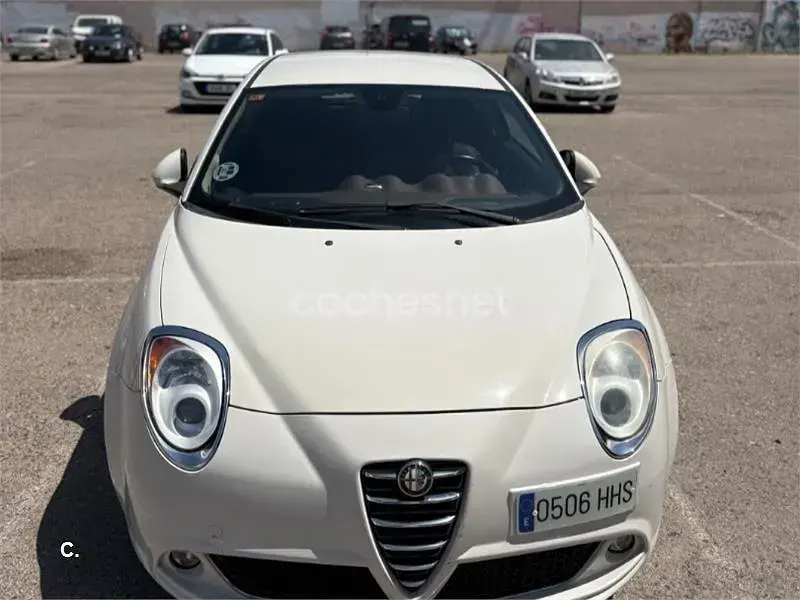 Usado Alfa Romeo MiTo Distinctive 95 CV (69 kW) 2011 Blanco Utilitario