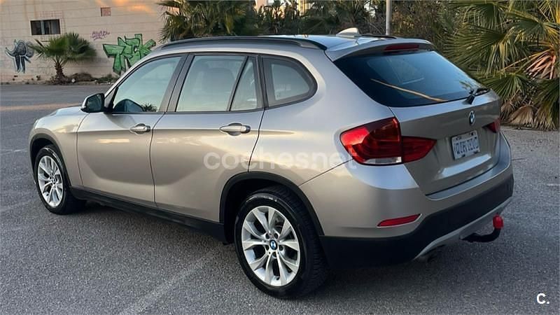 Usado BMW X1 Comfort Edition 143 CV (105 kW) 2014 Gris / plata SUV