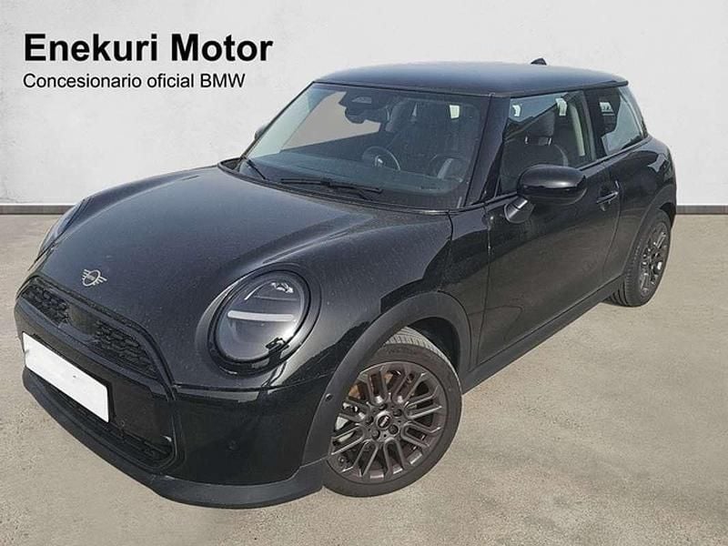 Usado Mini Cooper Essential 156 CV (114 kW) 2024 Negro Utilitario
