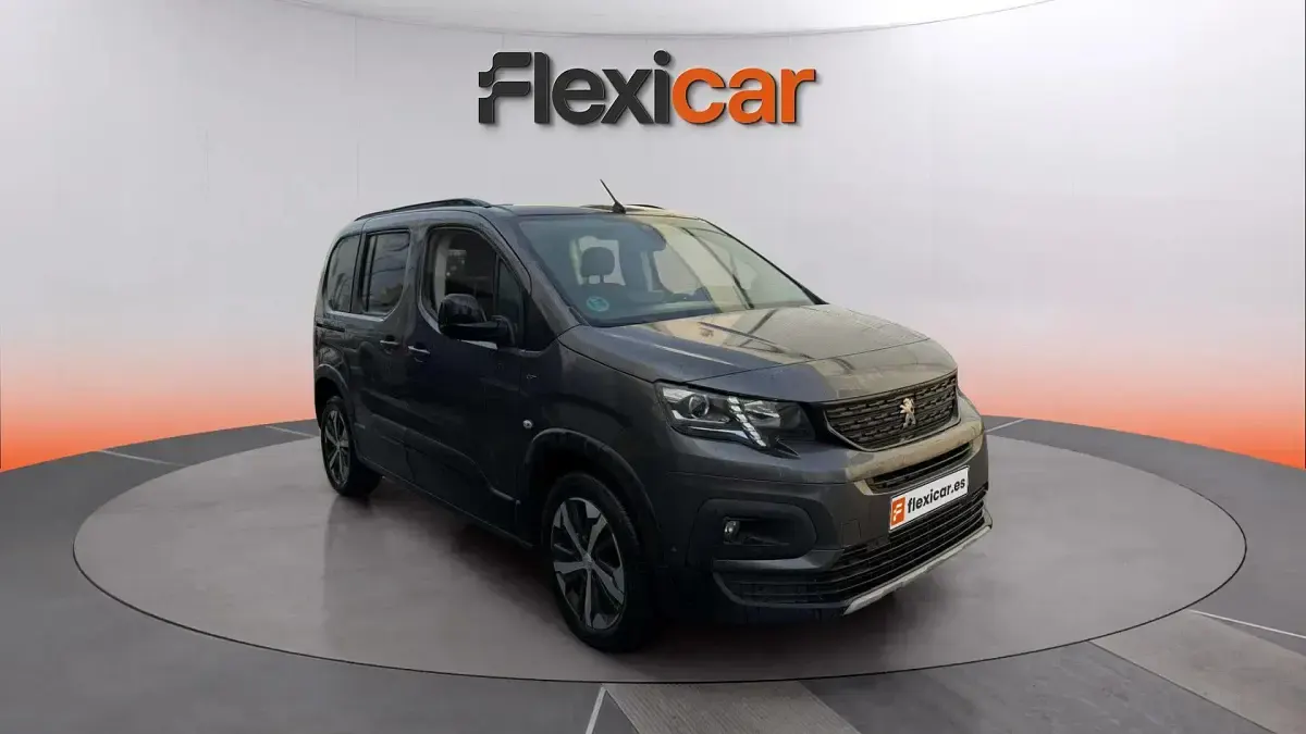 Second-hand Peugeot Rifter Allure 101 CP (74 kW) 2023 Monovolum