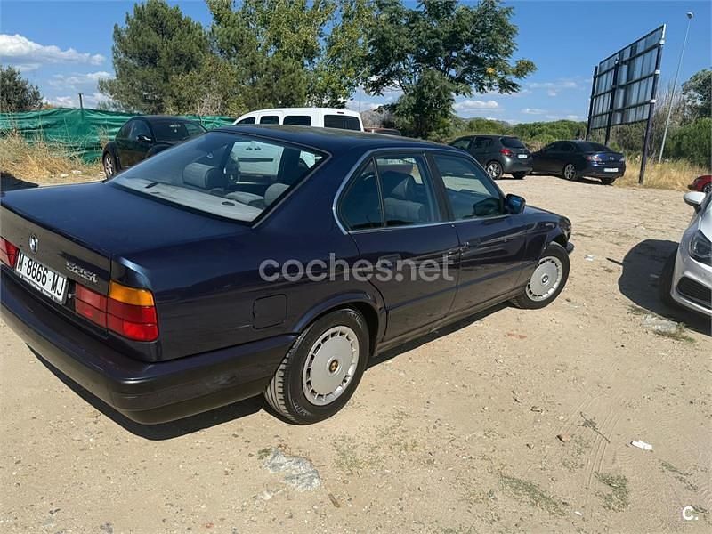 Usado BMW 525 192 CV (141 kW) 1991 Azul Berlina