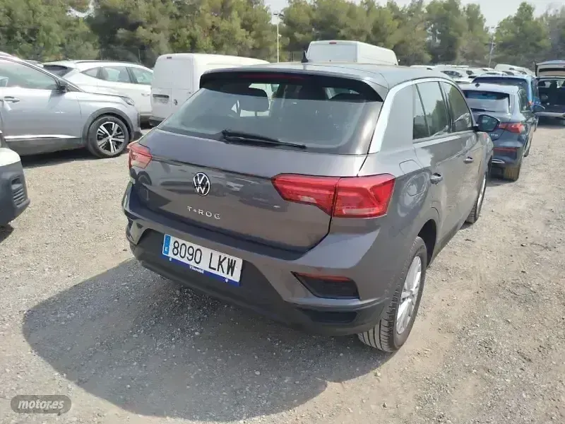 Usado VW T-Roc Edition 115 CV (84 kW) 2020 Gris SUV