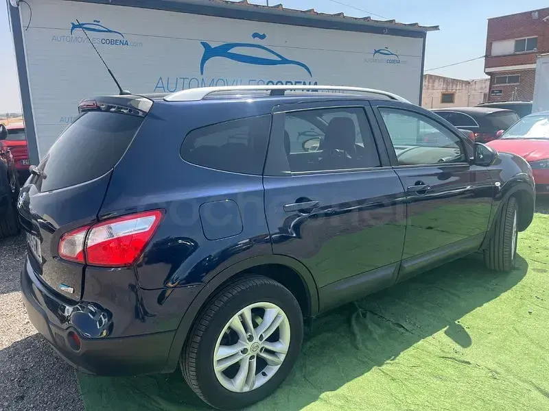 Usado Nissan Qashqai +2 Tekna 110 CV (80 kW) 2011 Azul SUV