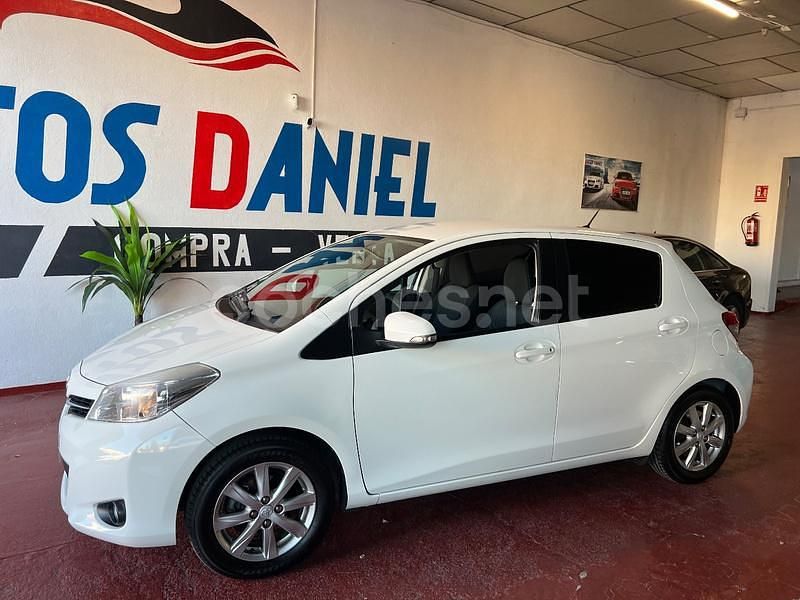 Blanco Usado 2012 Toyota Yaris Active Berlina | 7900 € (Precio justo) - Imagen 1/4