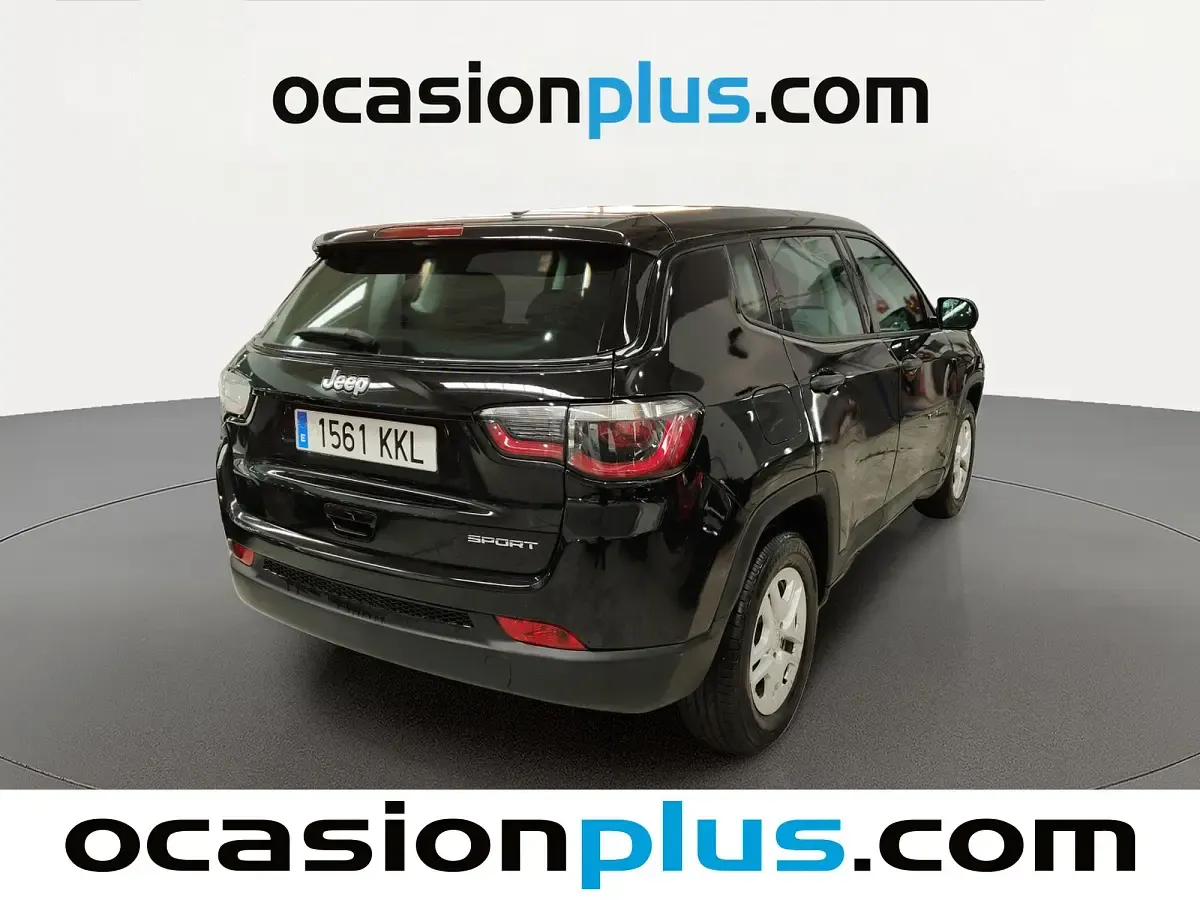 Usado Jeep Compass Sport 140 CV (102 kW) 2018 Negro SUV