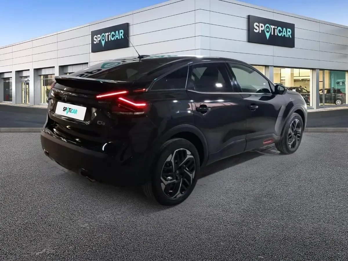 Usado Citroën C4 Shine 130 CV (95 kW) 2021 Negro Berlina